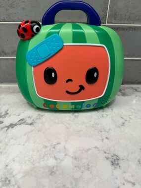 Green & Orange Kids Carry Toy Case